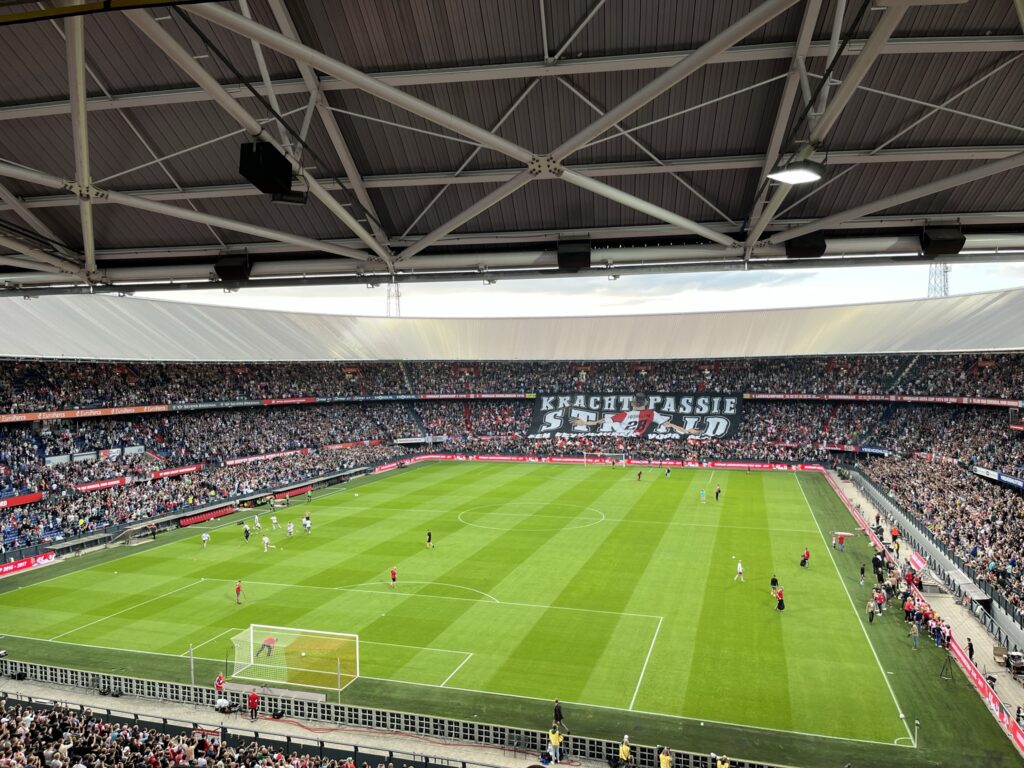Feyenoord vs AZ Prediction: Eredivisie 2026/27 Matchday 8